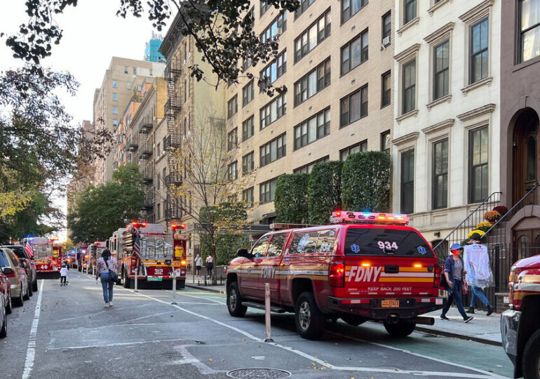 <strong>At least 38 injured, 2 seriously, after a fire in a Manhattan apartment</strong>